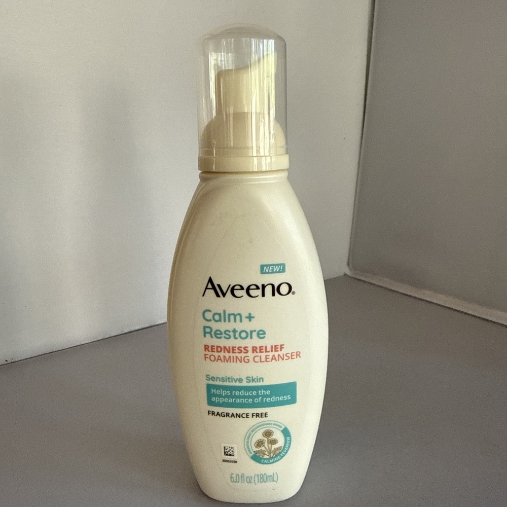 Aveeno Calm + Restore Redness Relief Foaming Cleanser 6 oz Fragrance Free